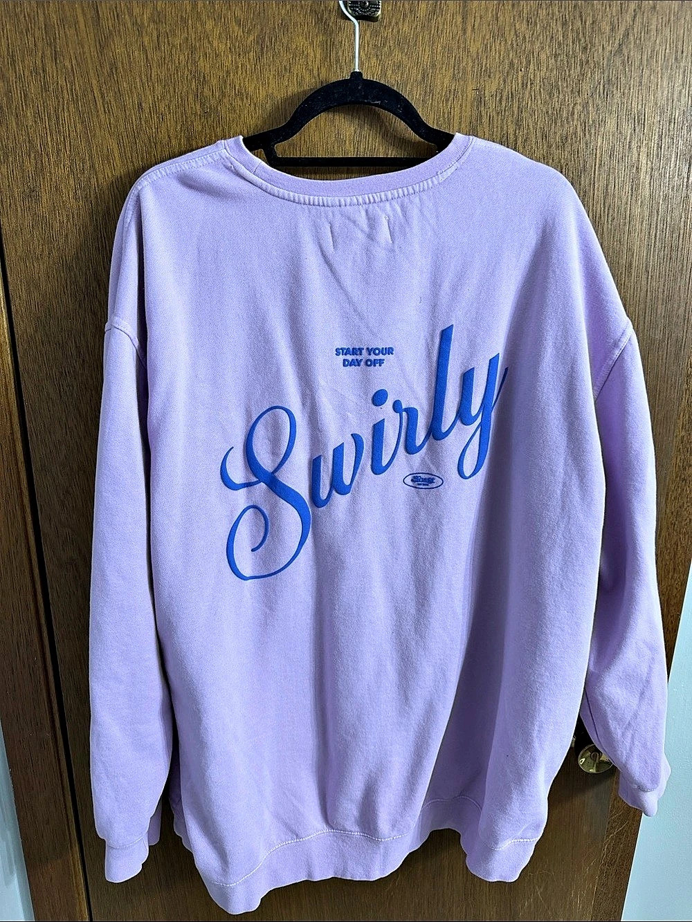 BRAND NEW‼️ Toast Swirly sweatshirt Swirly